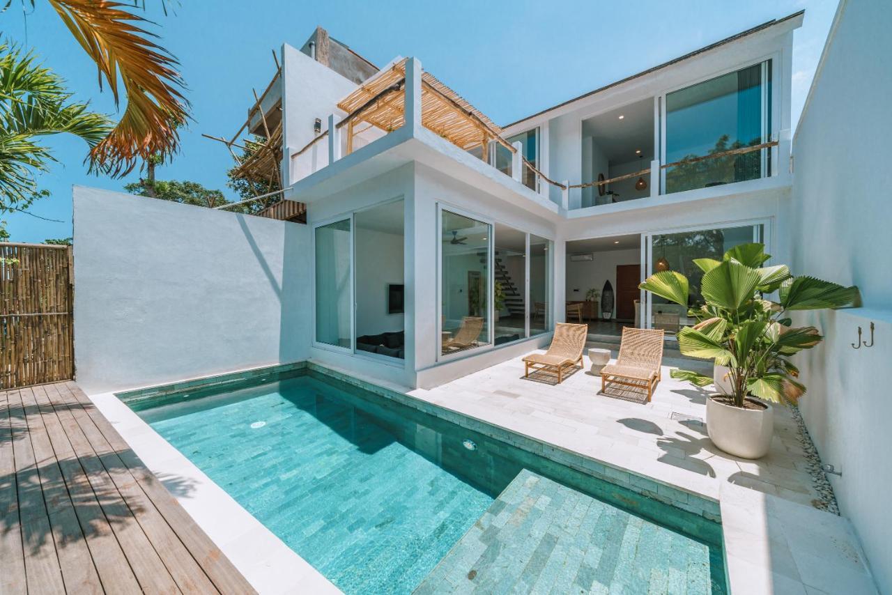 Villa Seseh Breeze - Cozy & Romantic 1Br Villa Next To Seseh Beach Canggu  Bagian luar foto